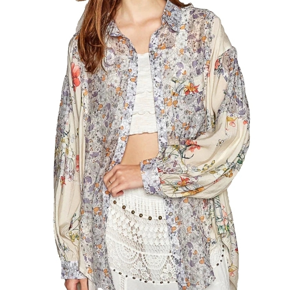 POL oversized Mixed Floral Top